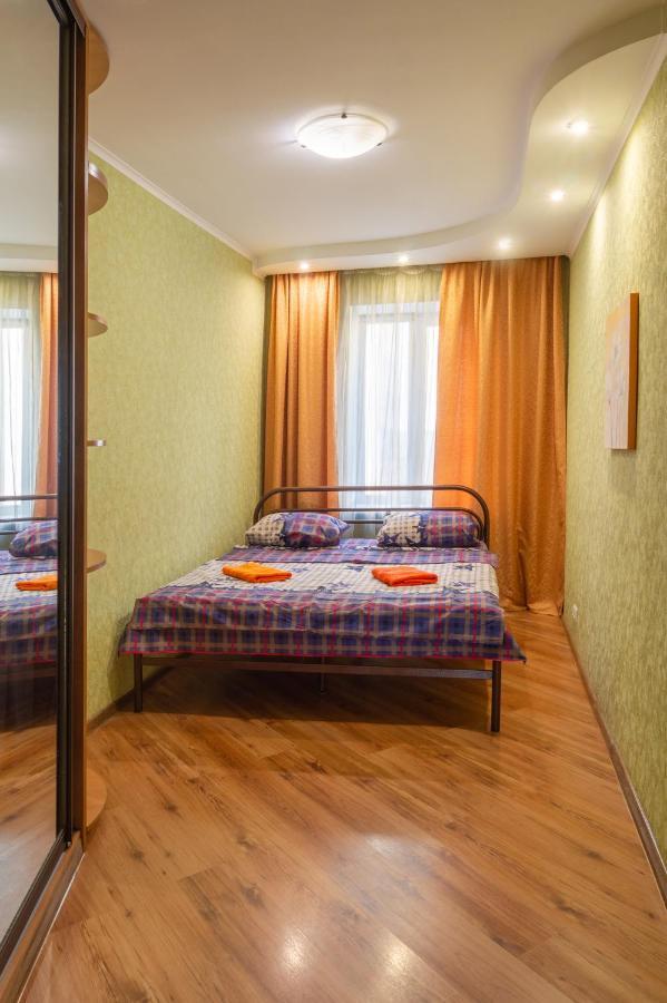 Apartment Triokhsviatytelskaya Street 3 Kyjev Exteriér fotografie