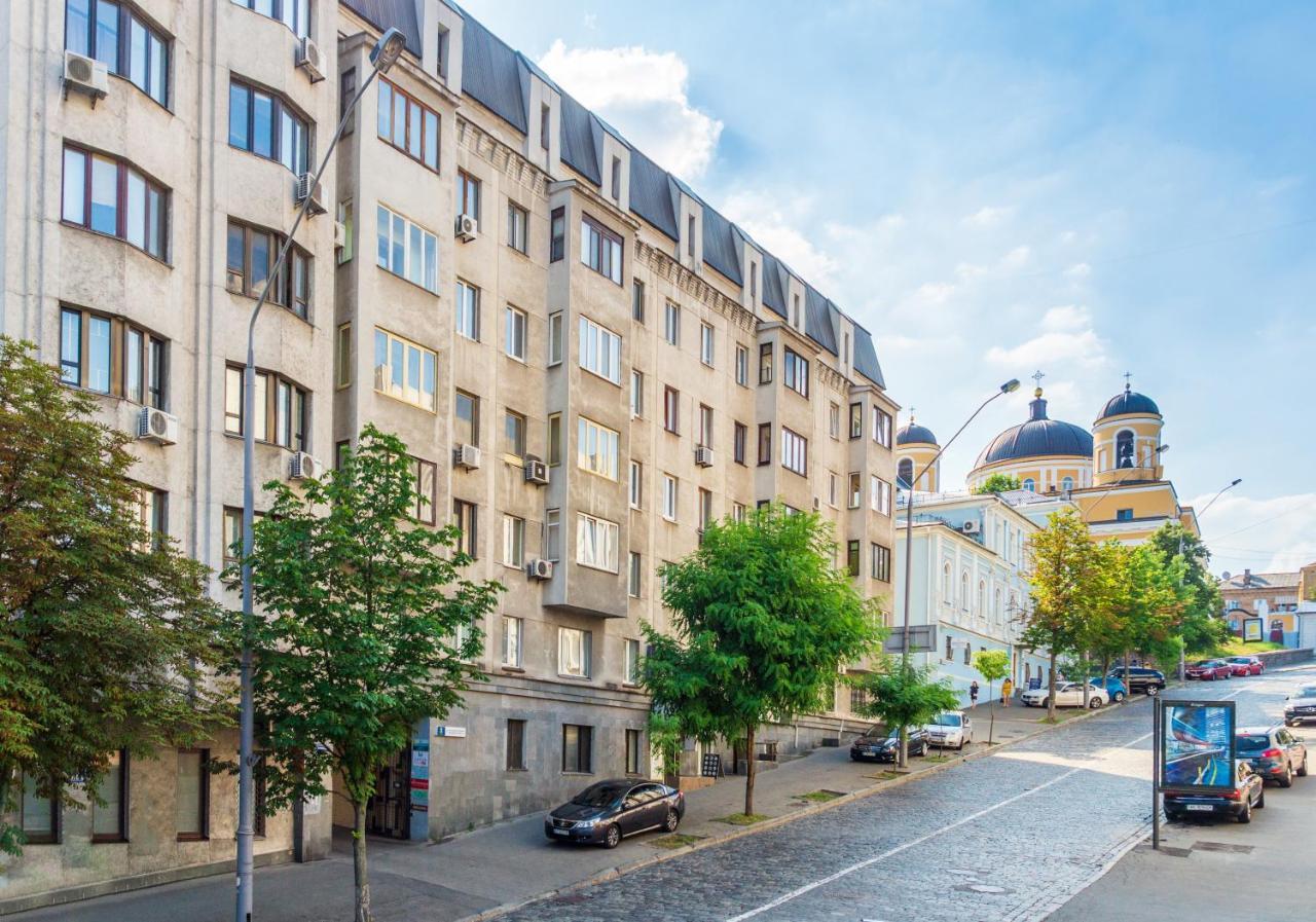 Apartment Triokhsviatytelskaya Street 3 Kyjev Exteriér fotografie